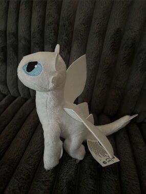 DreamWorks White Dragon Plush with Blue Eyes
